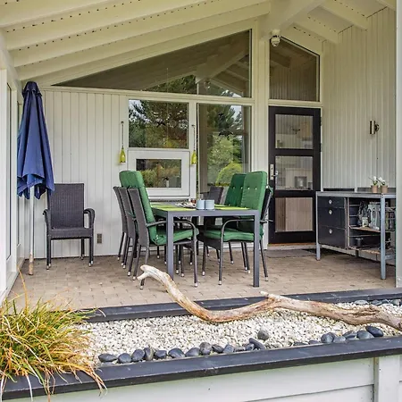 4 Star Holiday Home In Juelsminde *